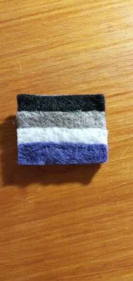 Ace flag made of felt sheets